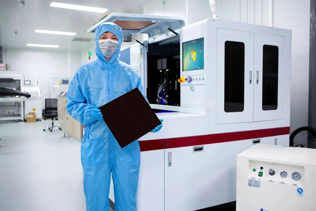 光晶能源获3000万元天使轮融资,用独家墨水配方解决钙钛矿光伏组件大规模制备难点